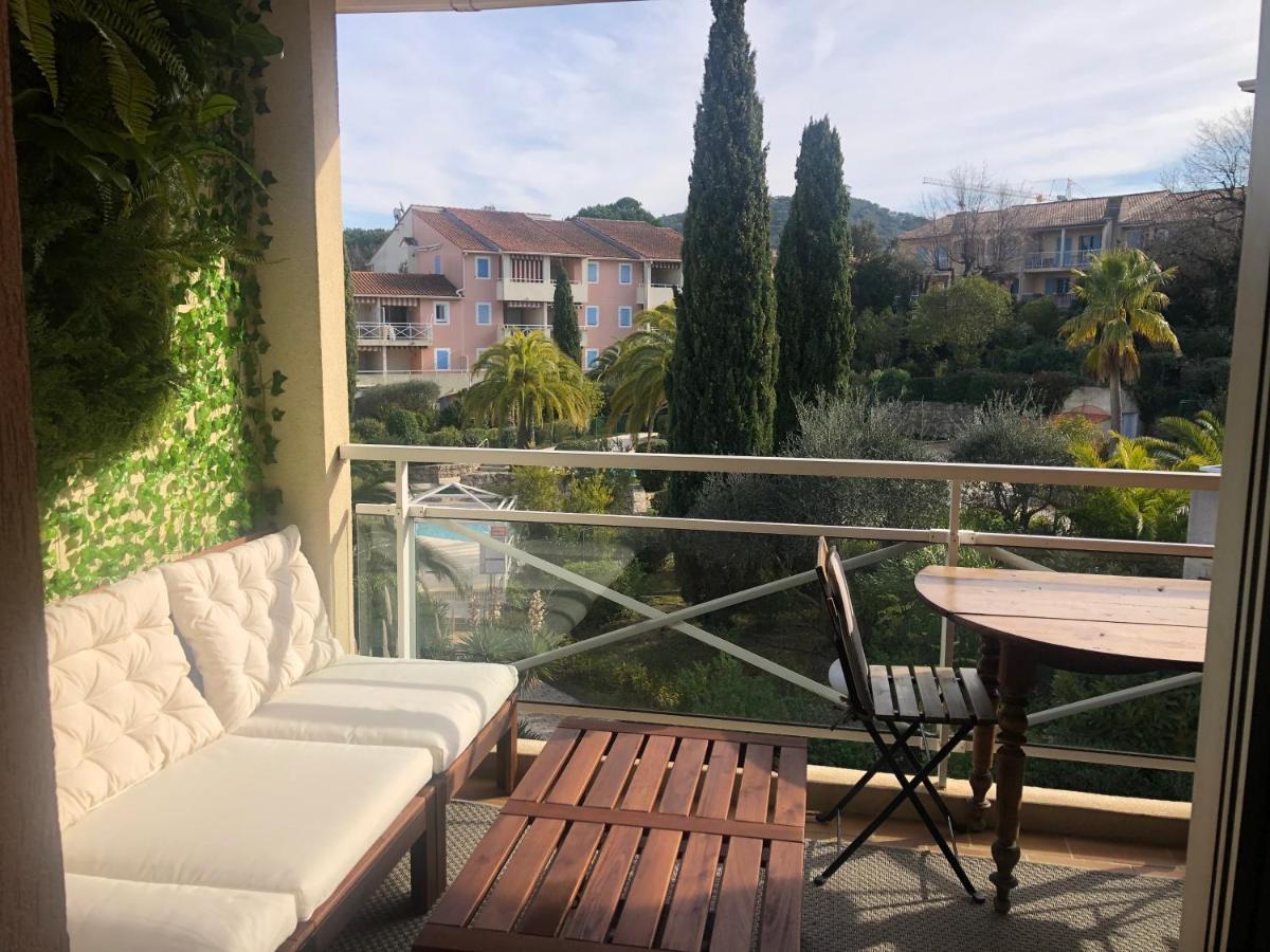2P Terrasse Vue Piscine Et Jardin Tropical La Croix Valmer Luaran gambar